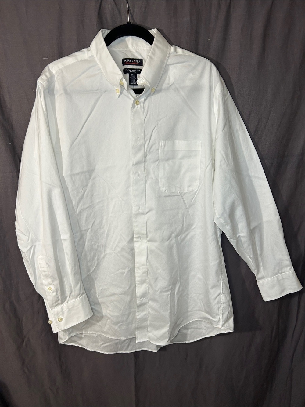 Kirkland Signature Men’s White Non-Iron Dress Shirt 16.5 34 Traditional Fit